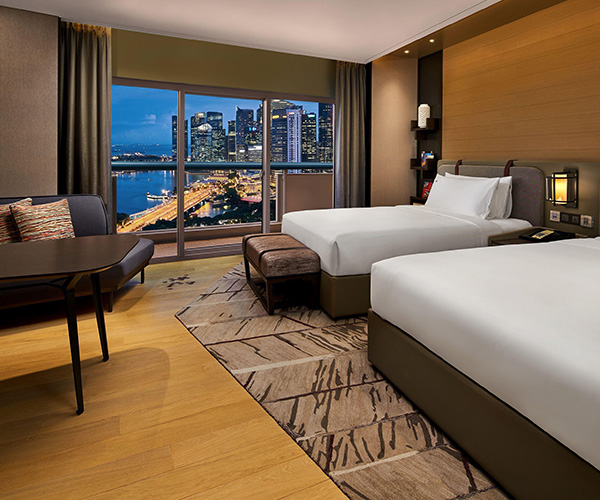 Singapore Luxury Hotel Guest Services - Swissotel Stamford